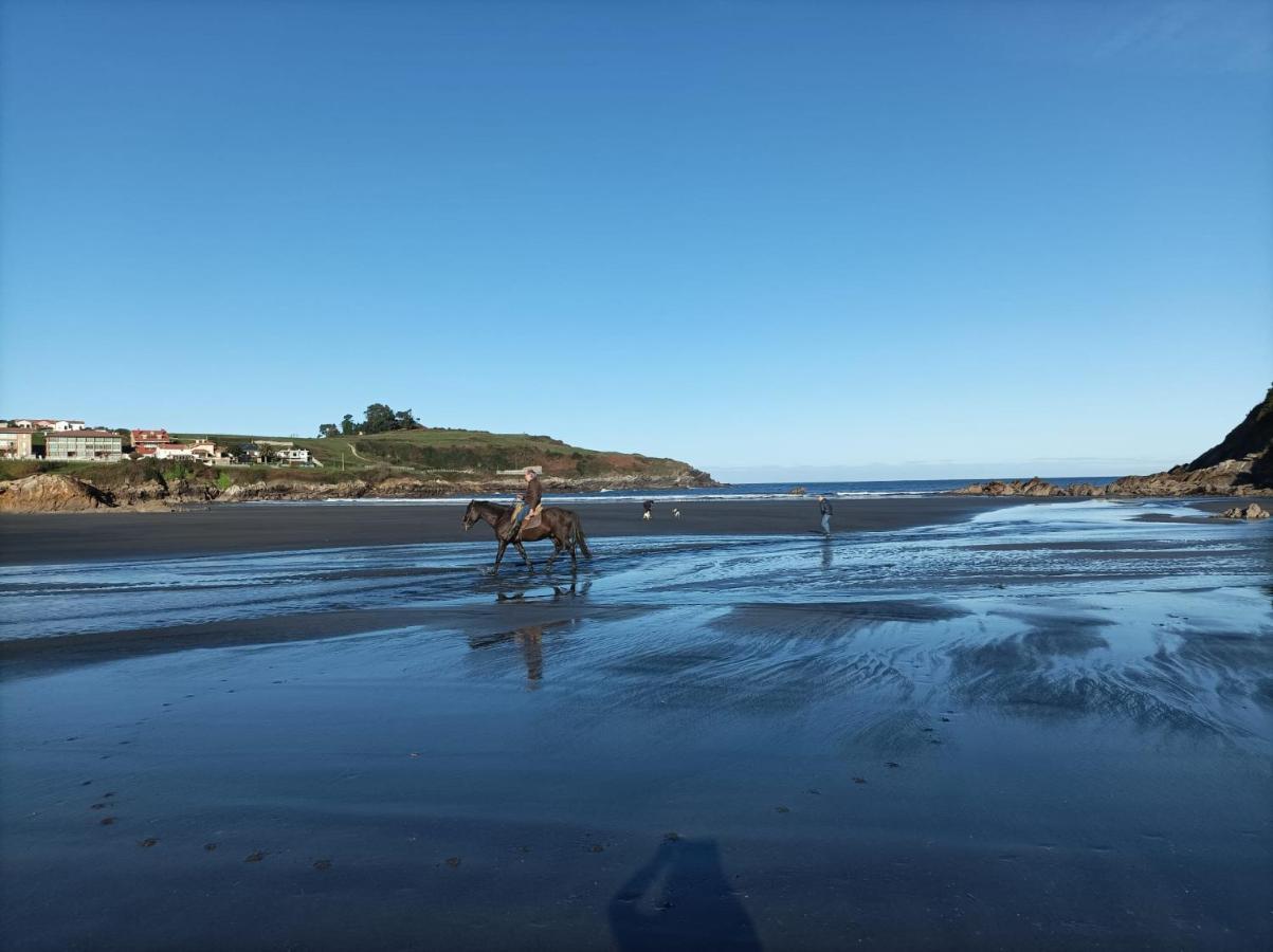 La Carinosa Villa Naveces Eksteriør bilde